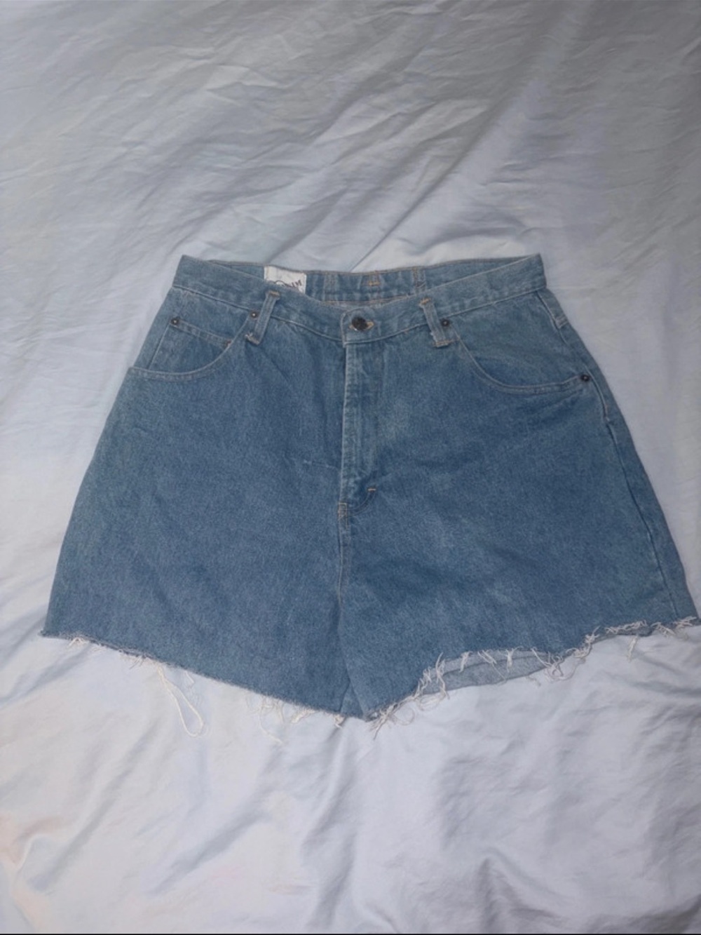 Vintage Denim Republic High Waisted Jean Shorts- Light Wash- Measures 30" Waist